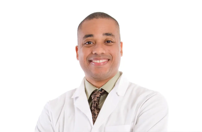 Dr. Riad Bensalem